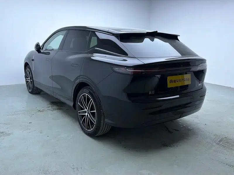Voyah 2025 Four-Wheel Drive Qiankun Edition — миниатюра 5