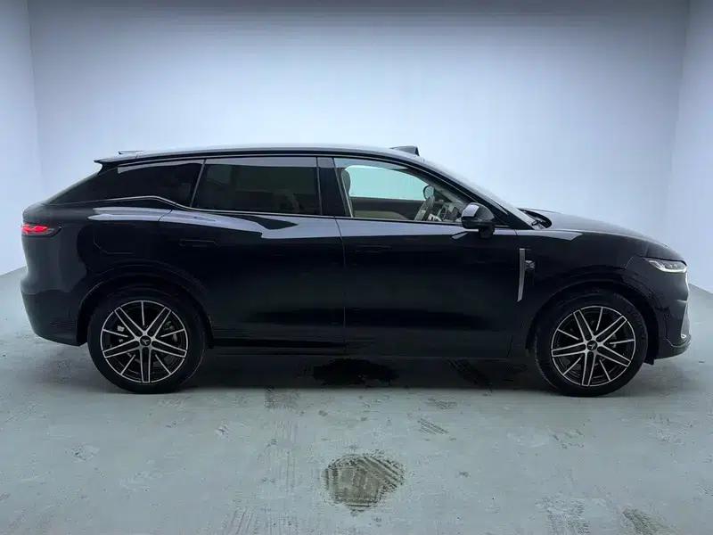 Voyah 2025 Four-Wheel Drive Qiankun Edition — миниатюра 8