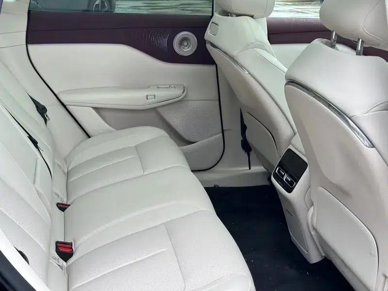 Voyah 2025 Four-Wheel Drive Qiankun Edition — миниатюра 19