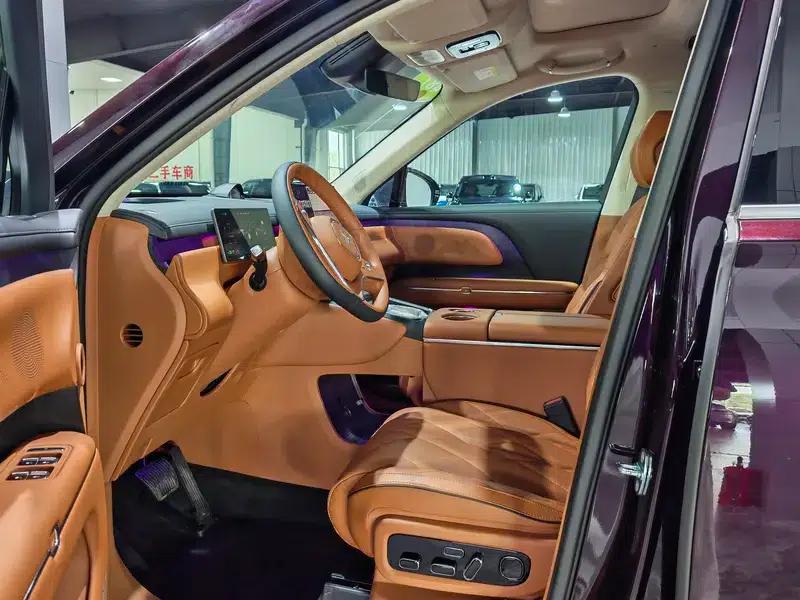 Voyah Taishan PHEV 2026 Max+ Edition — миниатюра 8