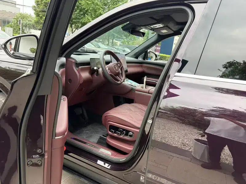 Voyah Taishan 2026 Max+ Edition — миниатюра 11