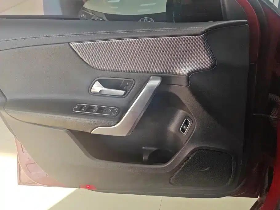 2020 Mercedes-Benz A-Class A 180 L Sport Sedan — миниатюра 7
