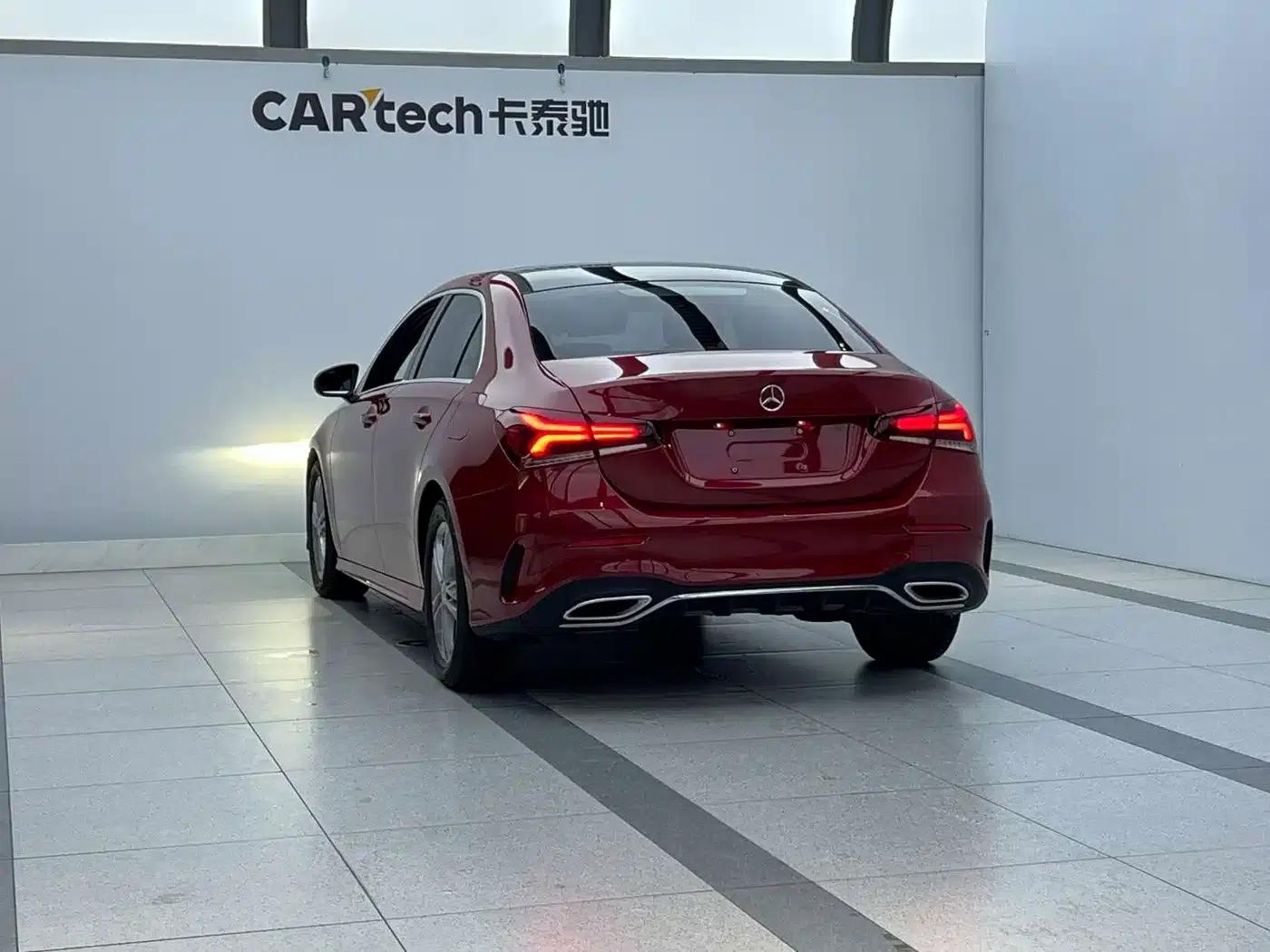 Mercedes-Benz A-Class 2022 Facelift A 180 L Sport Sedan — миниатюра 3