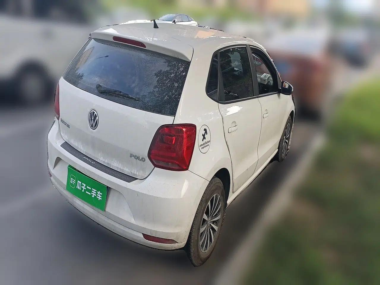 Volkswagen Polo 2018 1.5L Manual Drive-Comfort Model — миниатюра 4