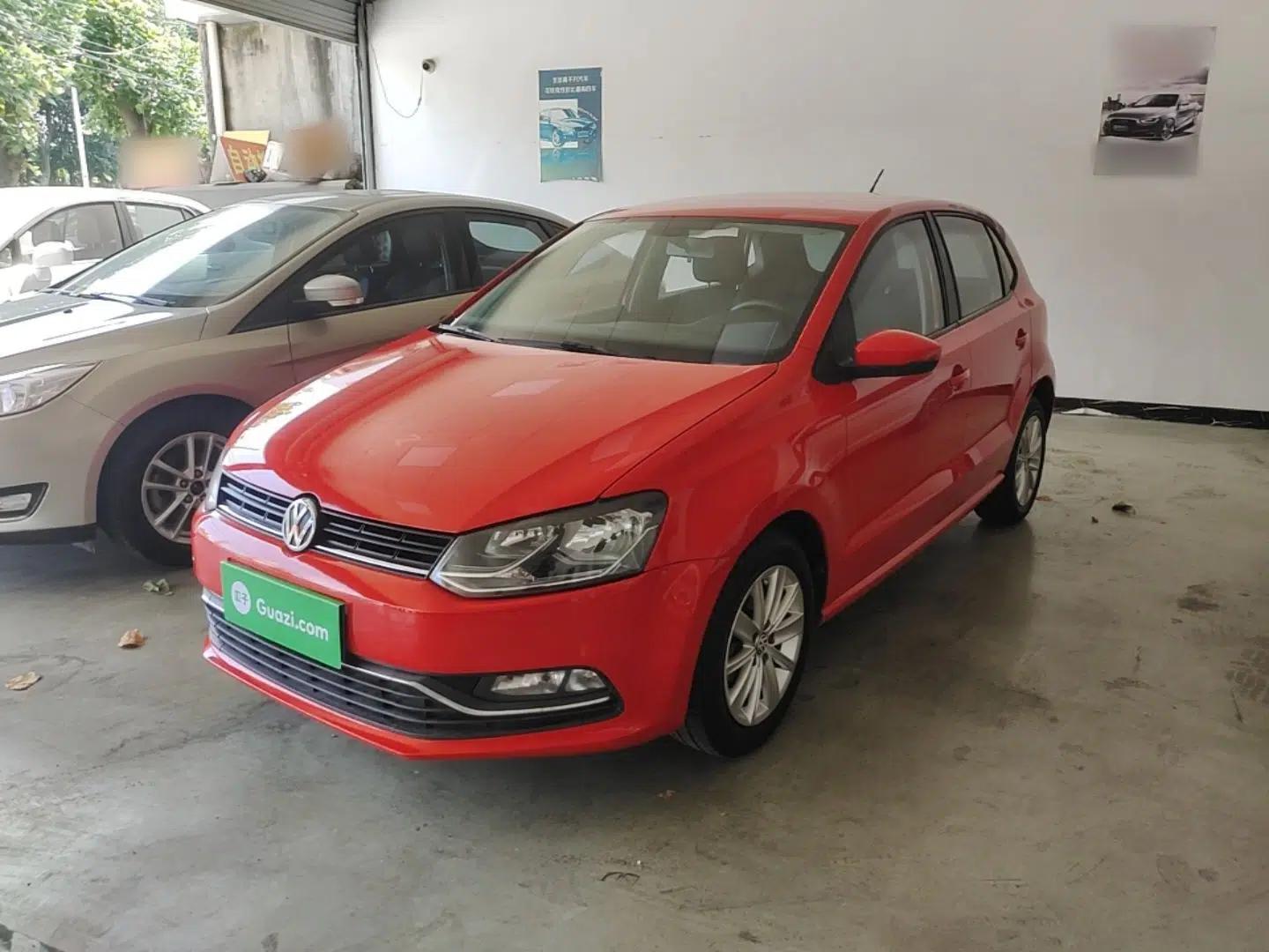 Volkswagen Polo 2014 1.6L Manual Comfort Edition — миниатюра 1