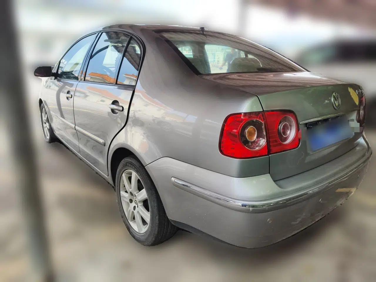Volkswagen Polo 2009 Jingqu 1.4L Automatic Elegant Edition — миниатюра 4