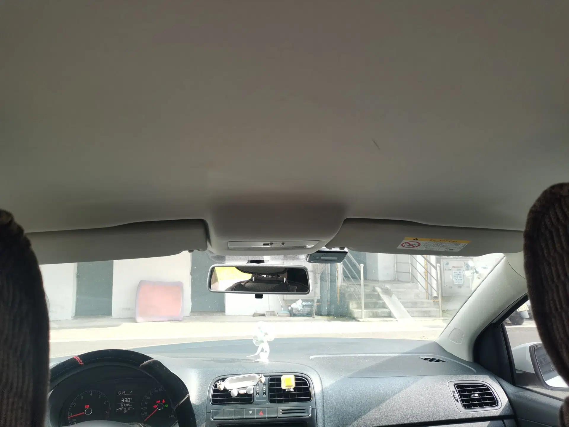 Volkswagen Polo 2016 1.4L Automatic Trendy Model — миниатюра 18