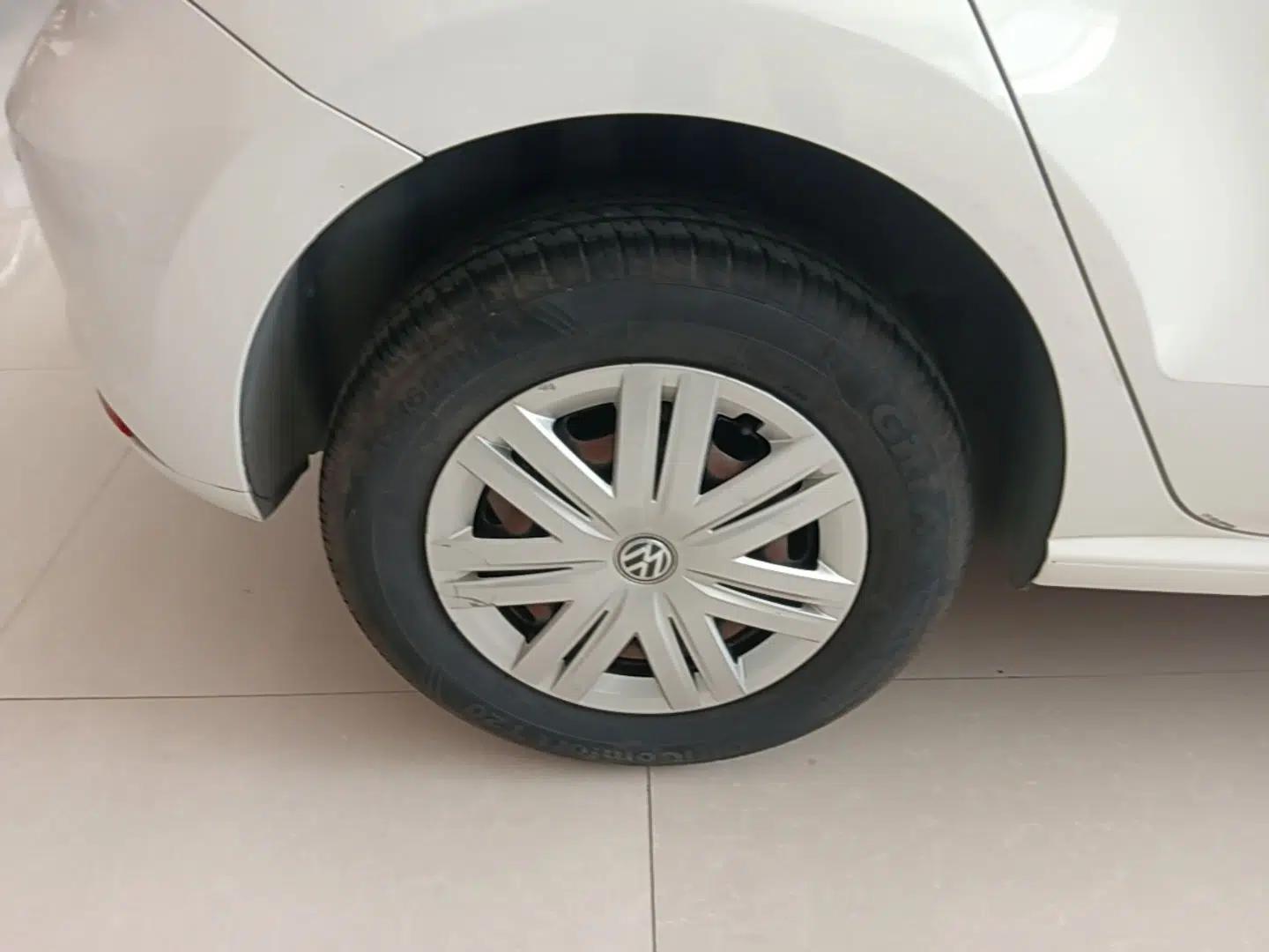 Volkswagen Polo 2018 1.5L Automatic Advanced Driving Model — миниатюра 11