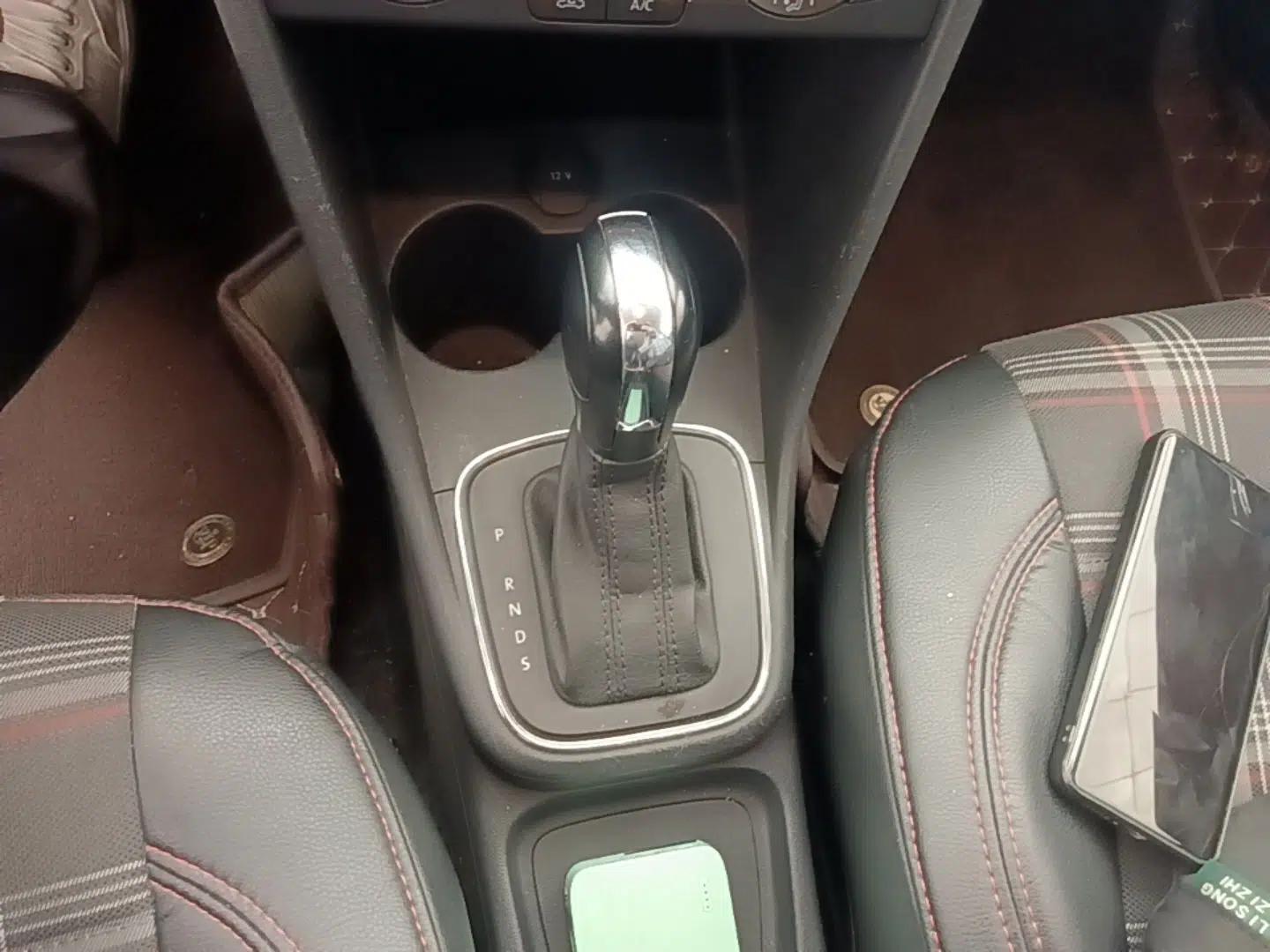 Volkswagen Polo 2018 1.5L Automatic Advanced Driving Model — миниатюра 21