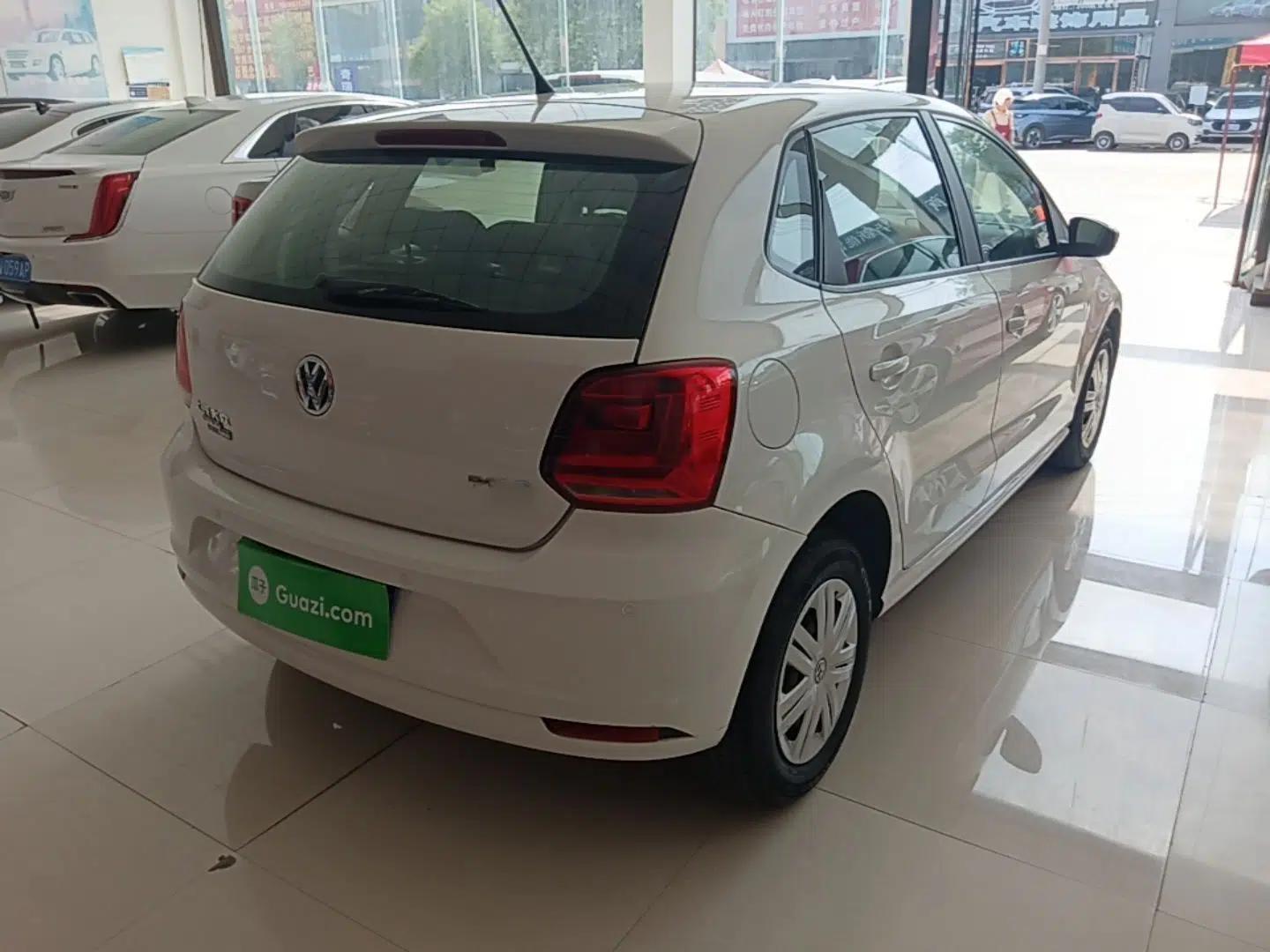 Volkswagen Polo 2018 1.5L Automatic Advanced Driving Model — миниатюра 6