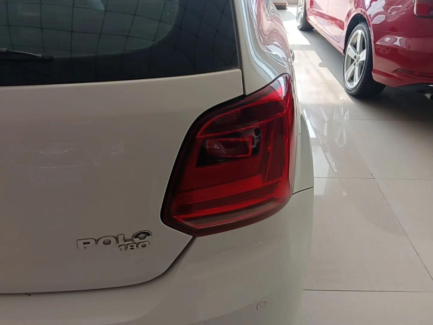 Volkswagen Polo 2018 1.5L Automatic Advanced Driving Model — миниатюра 9