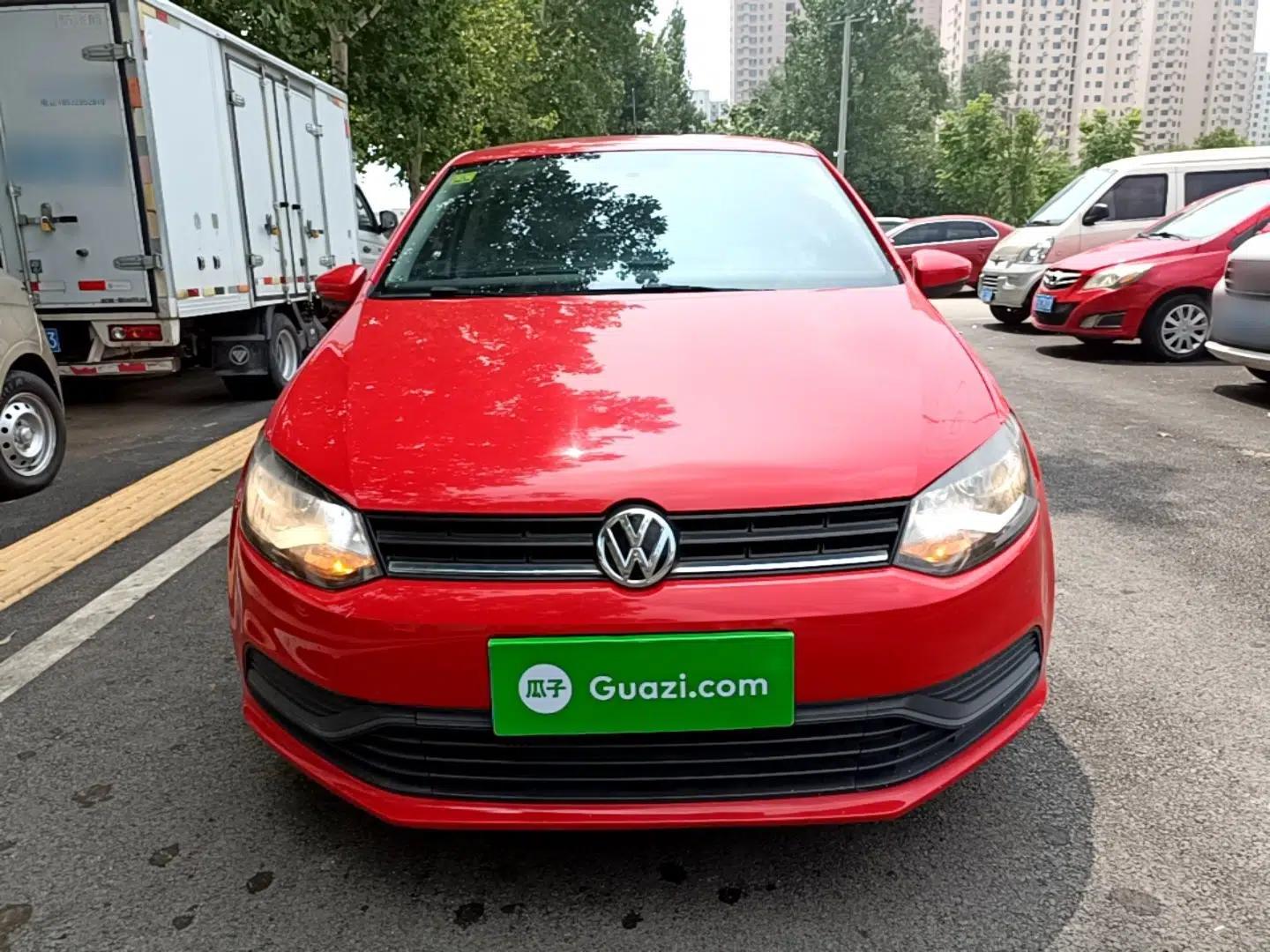 Volkswagen Polo 2018 1.5L Manual Drive-Comfort Model — миниатюра 2