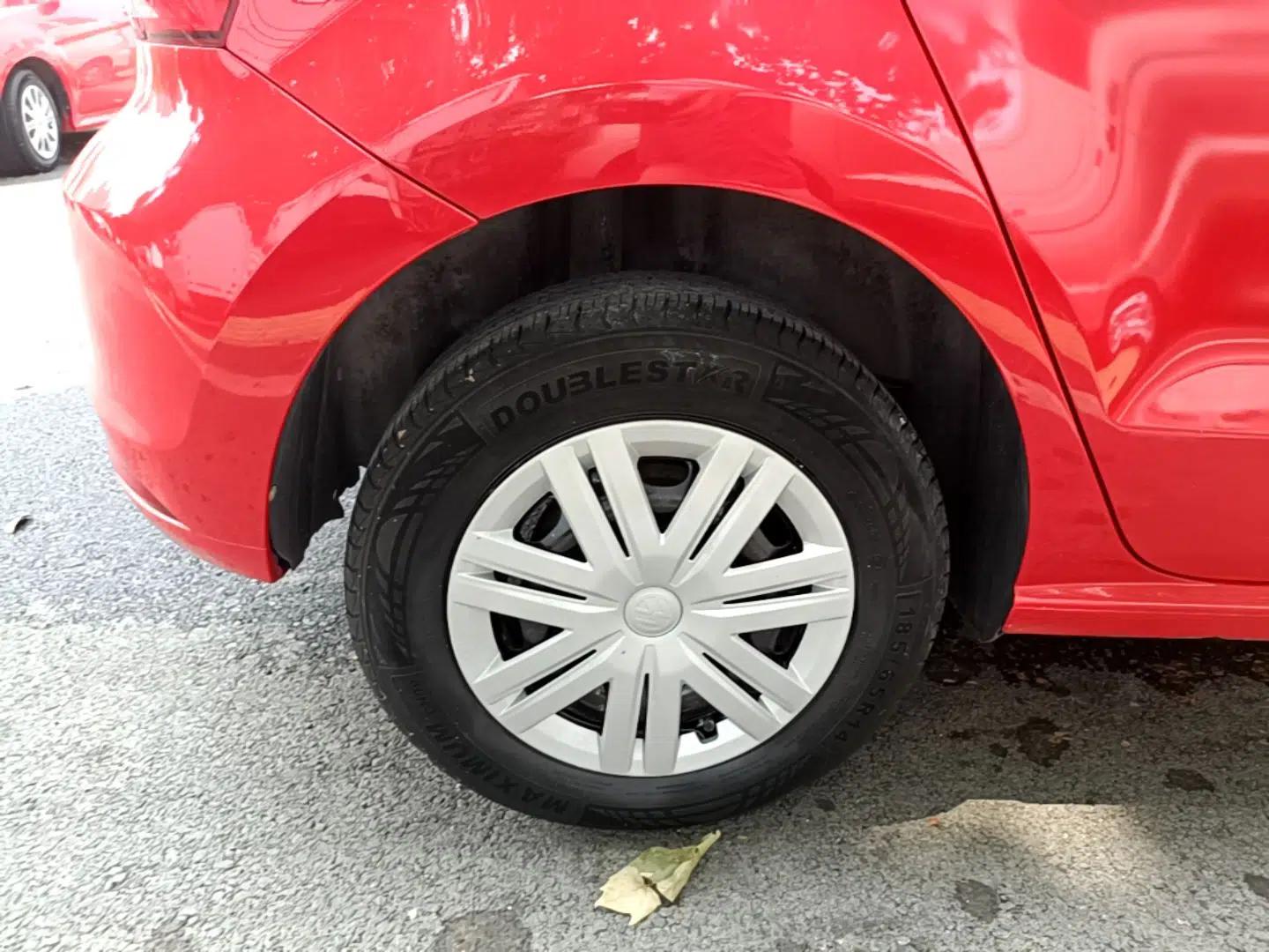 Volkswagen Polo 2018 1.5L Manual Drive-Comfort Model — миниатюра 11