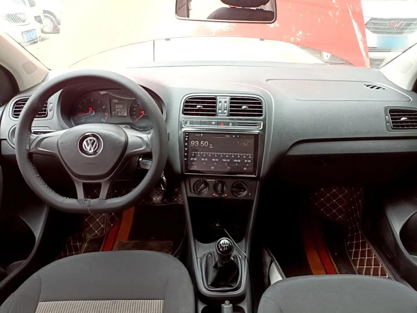 Volkswagen Polo 2018 1.5L Manual Drive-Comfort Model — миниатюра 12