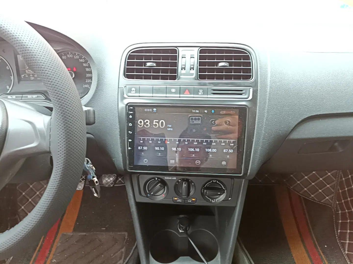 Volkswagen Polo 2018 1.5L Manual Drive-Comfort Model — миниатюра 15