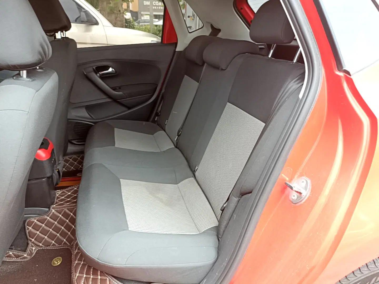 Volkswagen Polo 2018 1.5L Manual Drive-Comfort Model — миниатюра 20