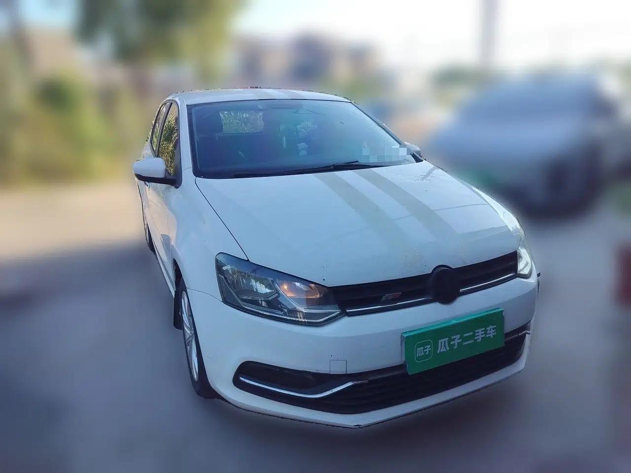 Volkswagen Polo 2014 1.6L Automatic Comfort Edition — миниатюра 3