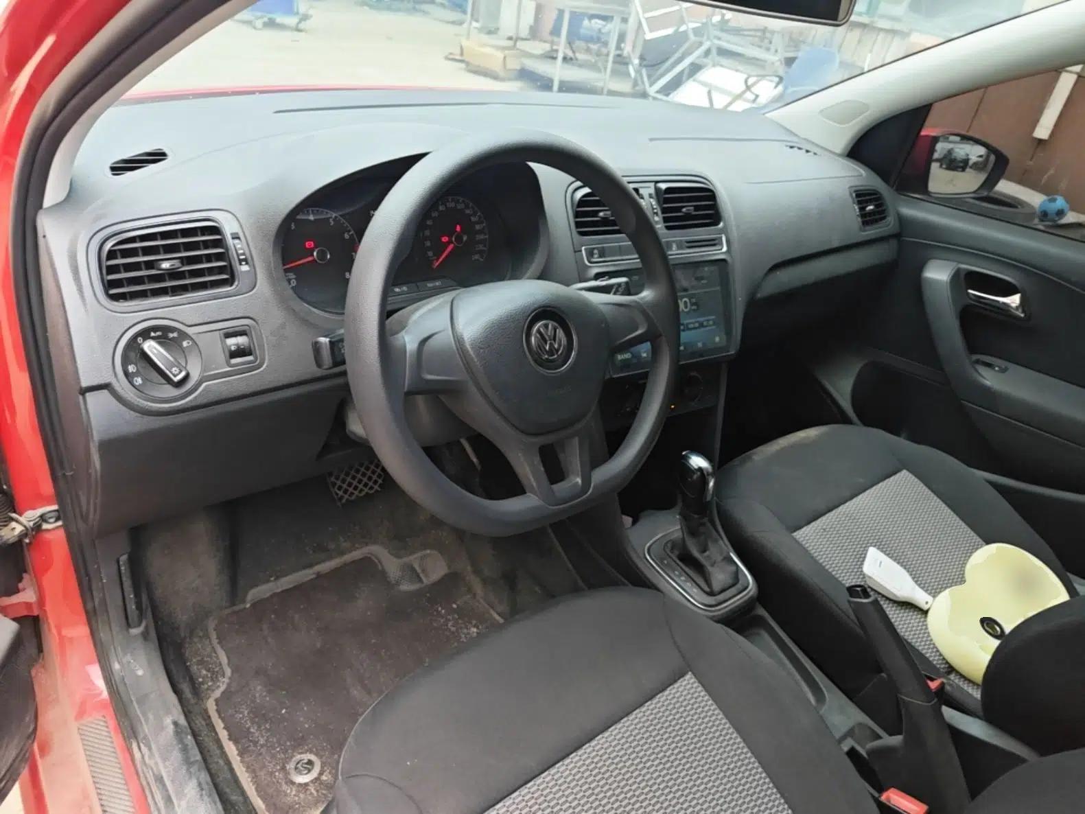 Volkswagen Polo 2018 1.5L Automatic Advanced Driving Model — миниатюра 12