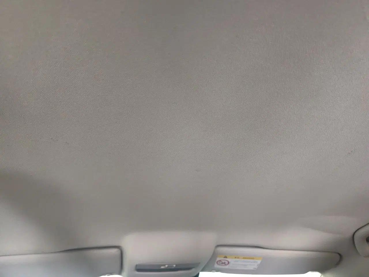 Volkswagen Polo 2014 1.6L Automatic Comfort Edition — миниатюра 18