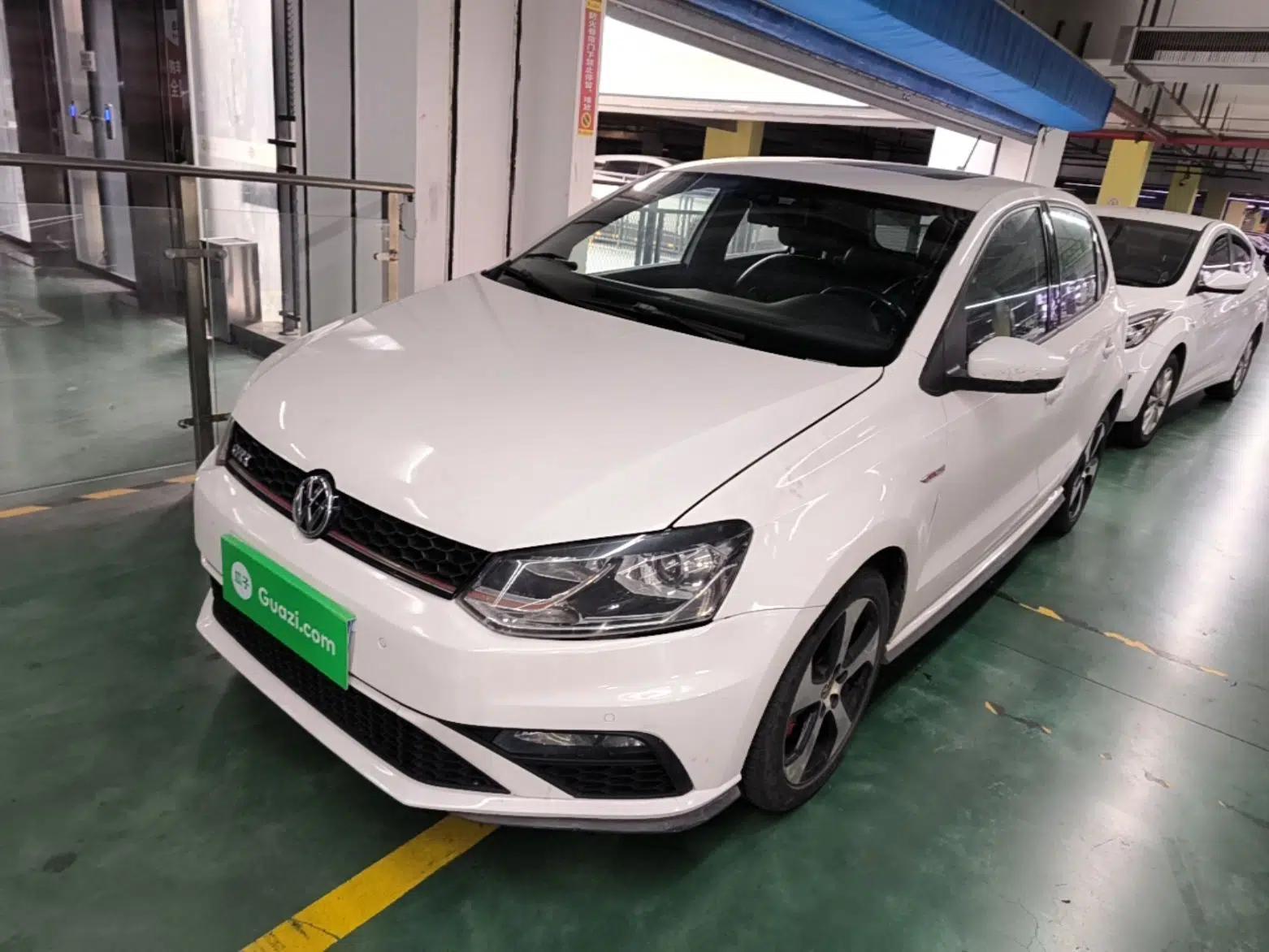Volkswagen Polo 2015 1.4TSI GTI — миниатюра 1