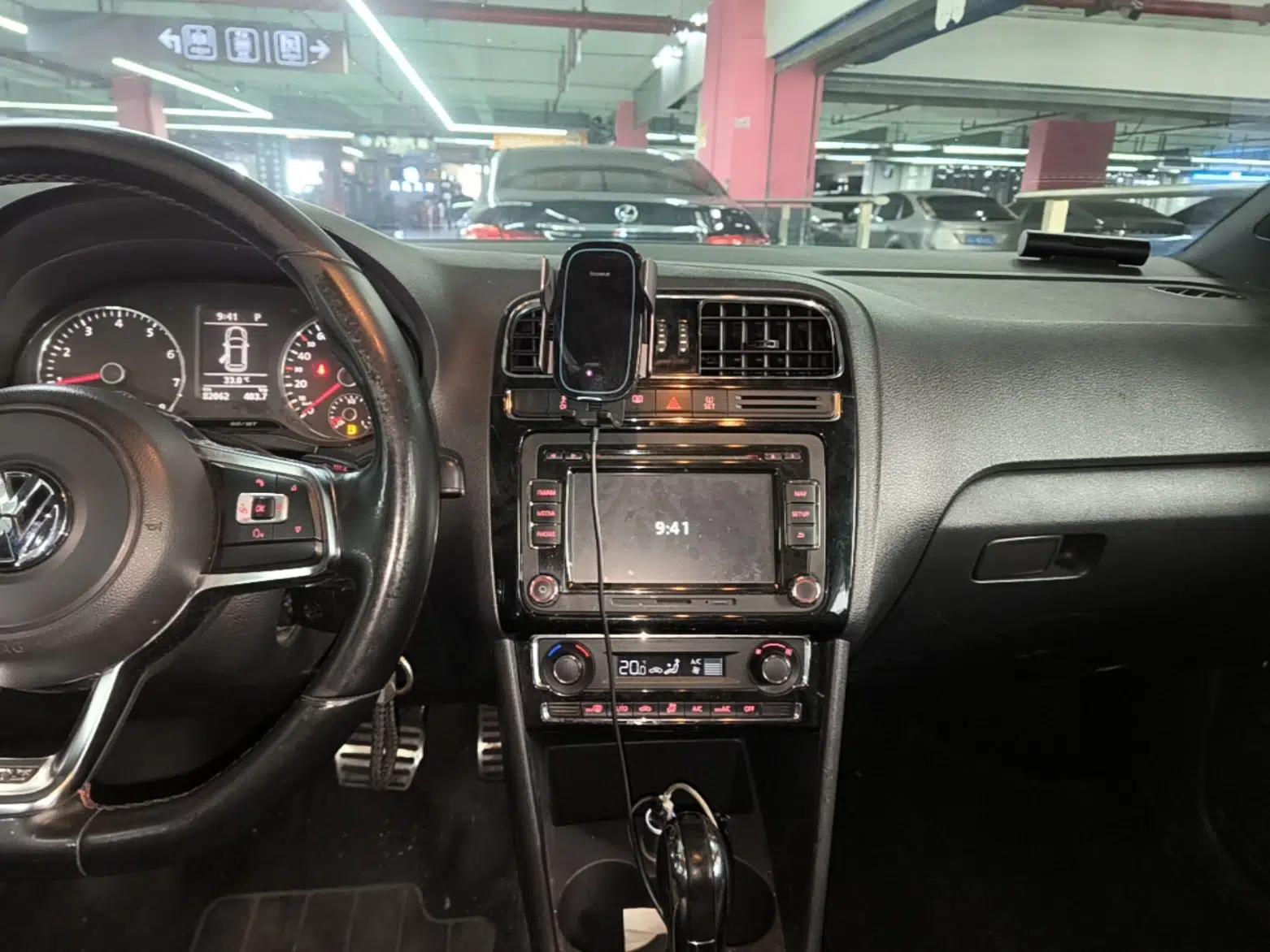 Volkswagen Polo 2015 1.4TSI GTI — миниатюра 15
