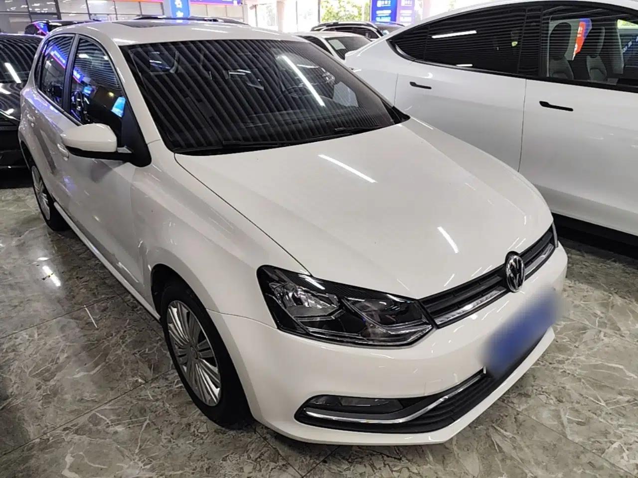 Volkswagen Polo 2018 1.5L Automatic Enjoyment Model — миниатюра 3