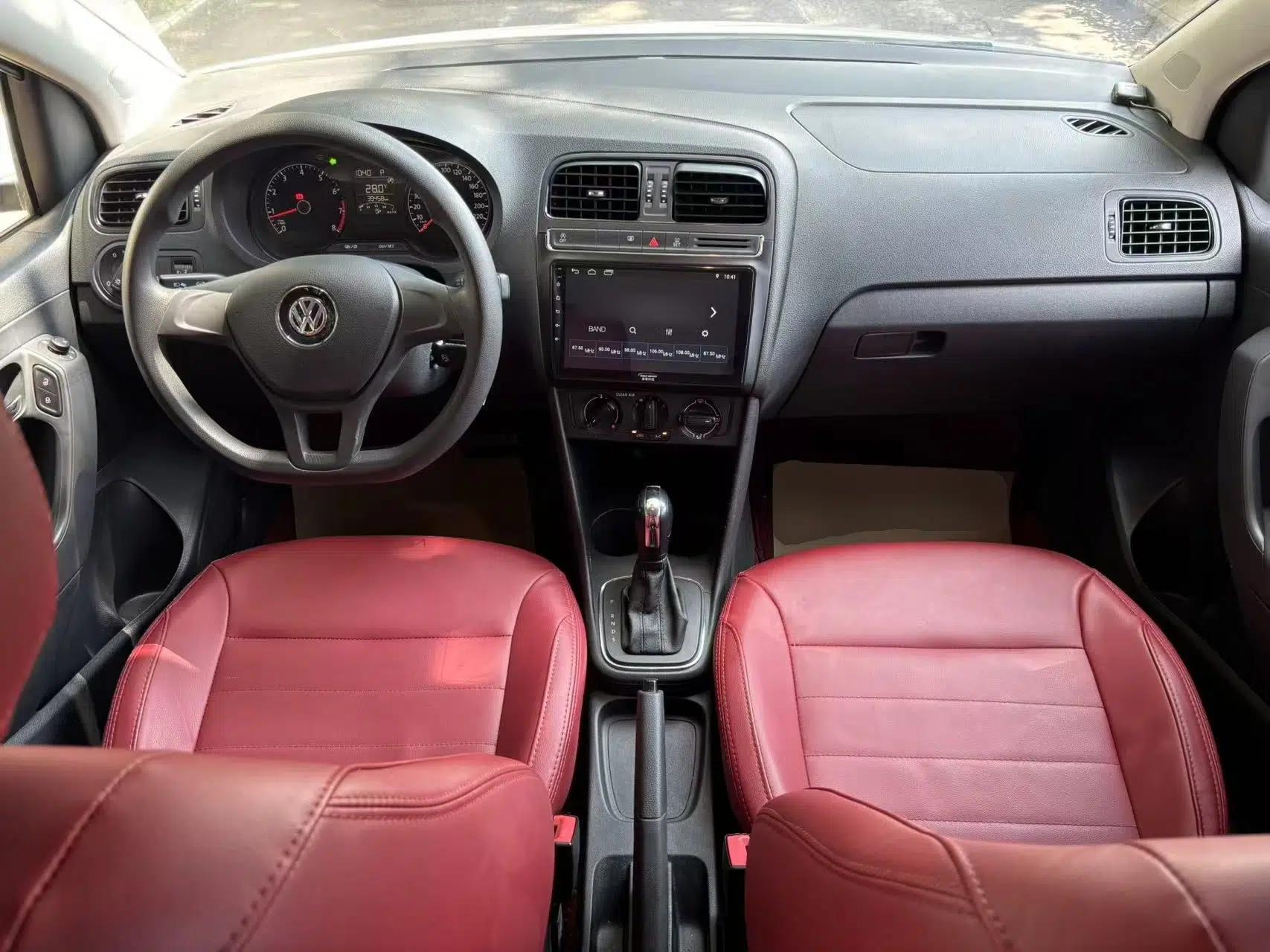 Volkswagen Polo 2018 1.5L Automatic Advanced Driving Model — миниатюра 12