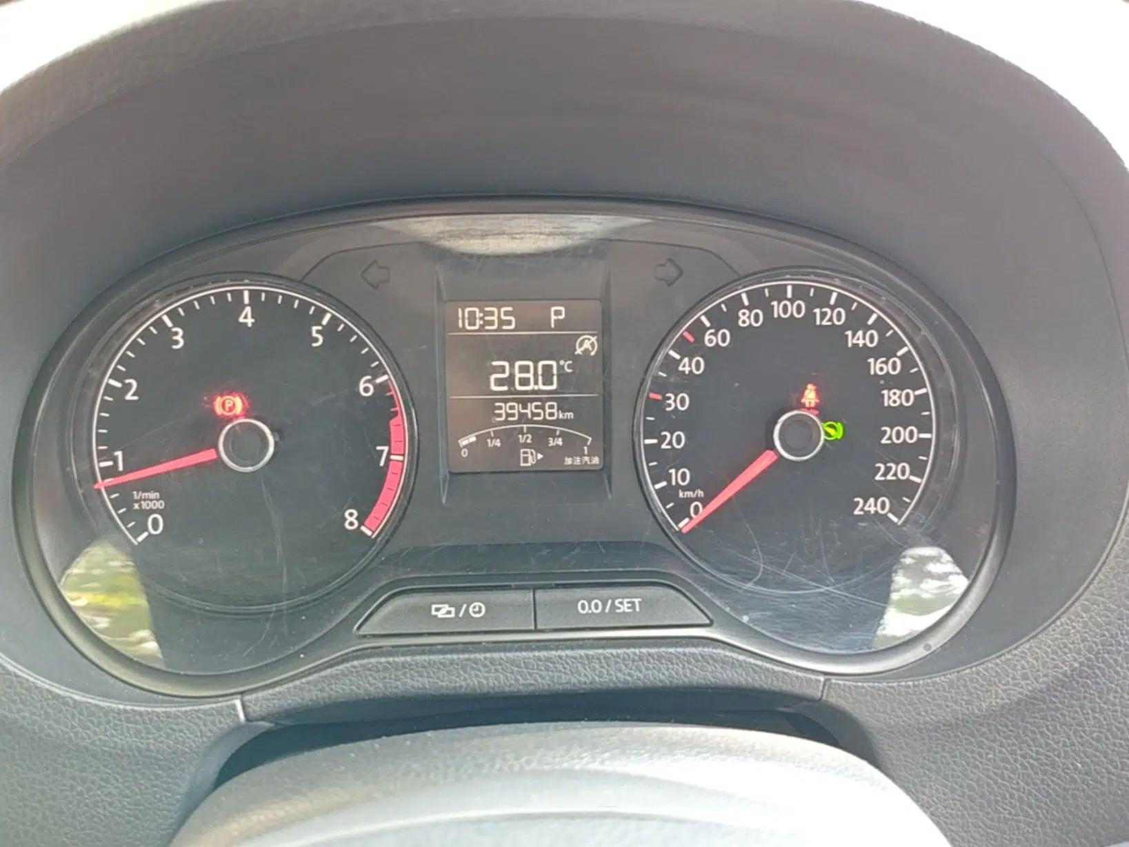 Volkswagen Polo 2018 1.5L Automatic Advanced Driving Model — миниатюра 14