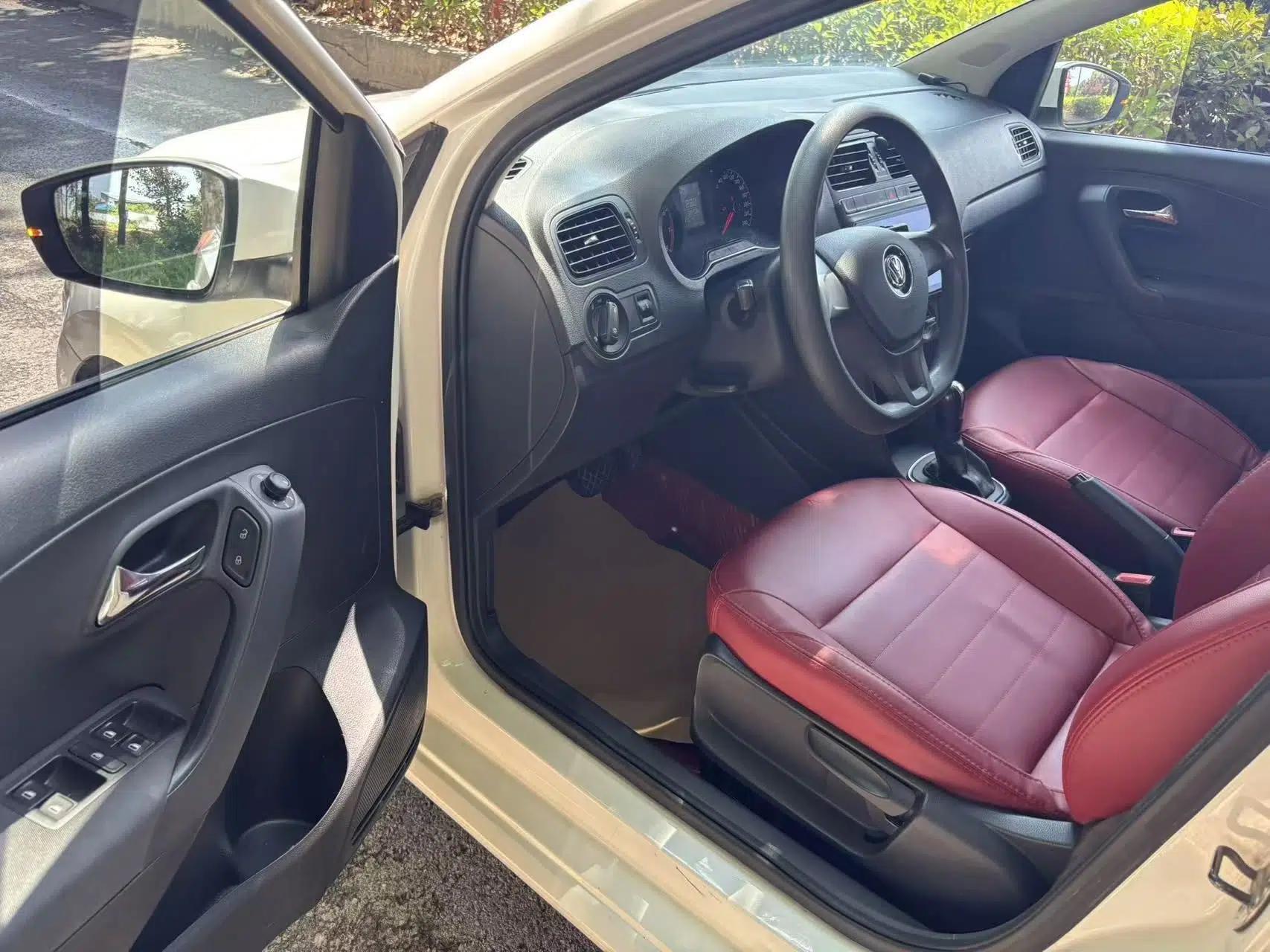 Volkswagen Polo 2018 1.5L Automatic Advanced Driving Model — миниатюра 18