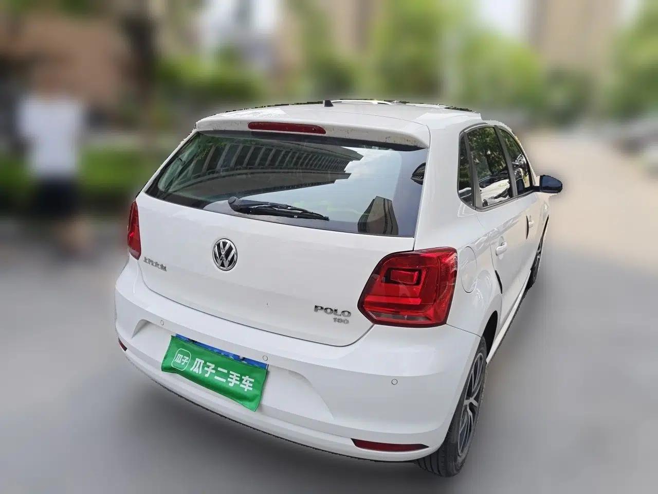 Volkswagen Polo 2018 1.5L Automatic Enjoyment Model — миниатюра 6