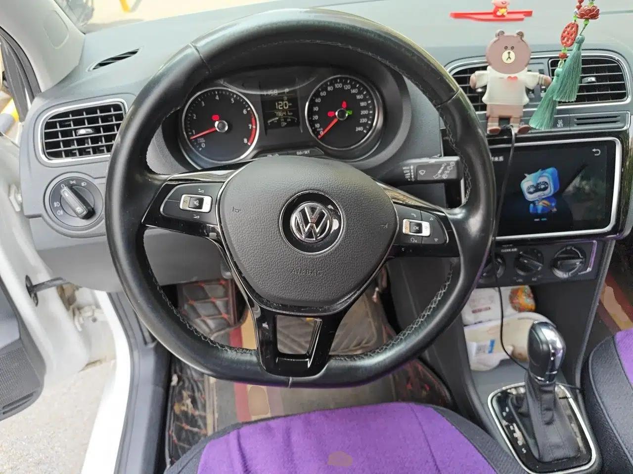 Volkswagen Polo 2018 1.5L Automatic Enjoyment Model — миниатюра 10