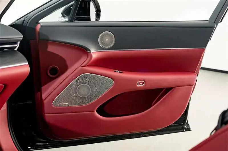 Voyah Chase Light L 2026 AWD Max — миниатюра 13