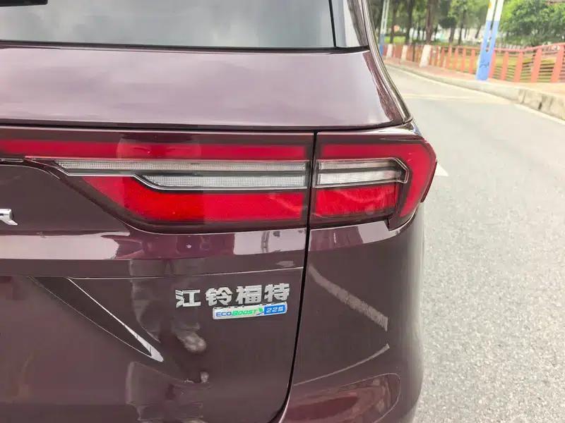 Lingyu 2021 EcoBoost 225 6-seater Premium Model — миниатюра 13