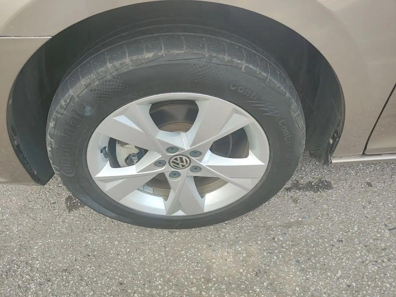 Volkswagen Bora 2015 Value Edition 1.6L Automatic Comfort Version — миниатюра 10