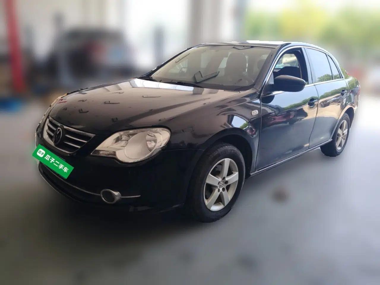 Volkswagen Bora 2012 1.6L Automatic Fashion Edition — миниатюра 1