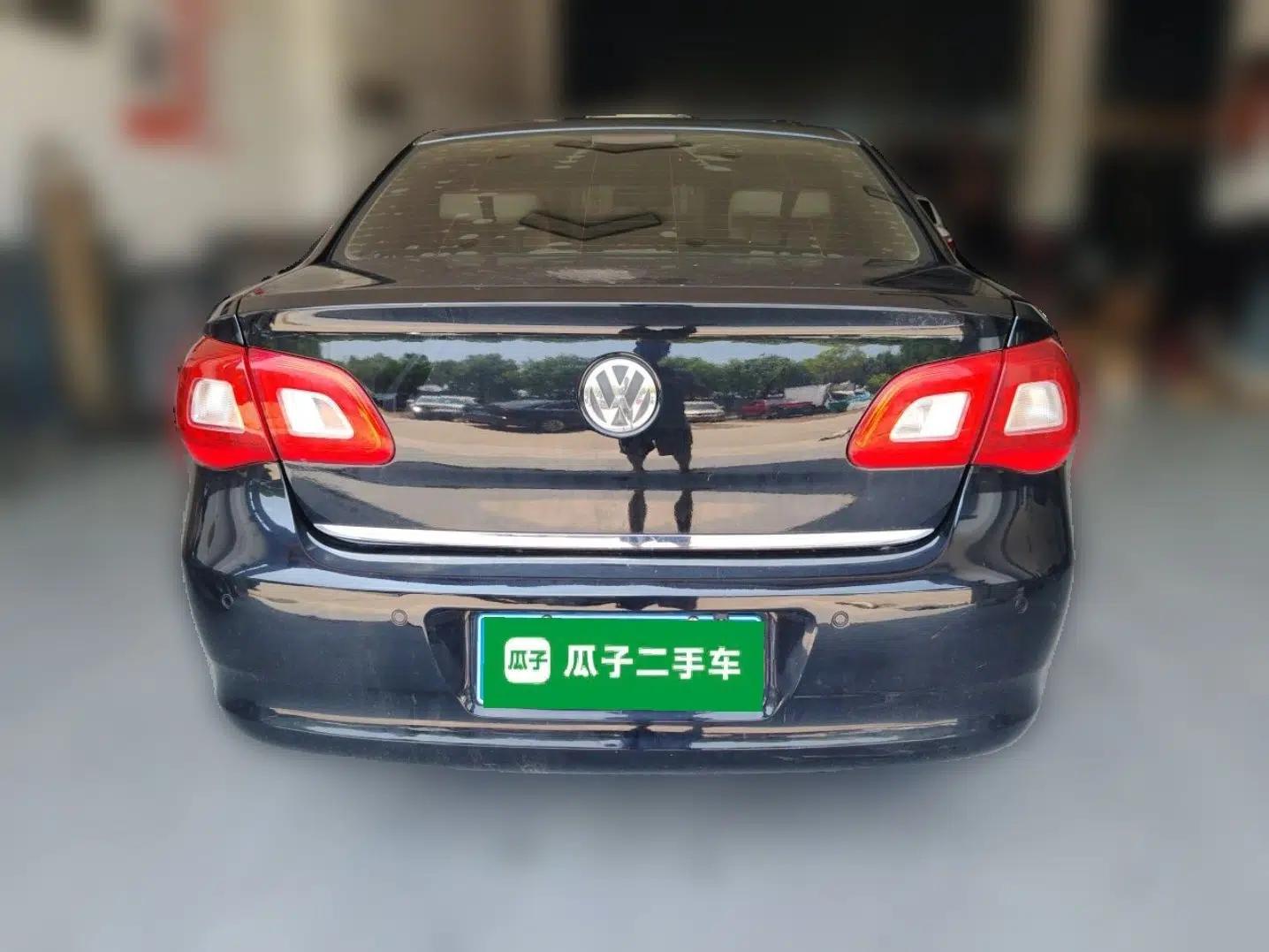 Volkswagen Bora 2012 1.6L Automatic Fashion Edition — миниатюра 5