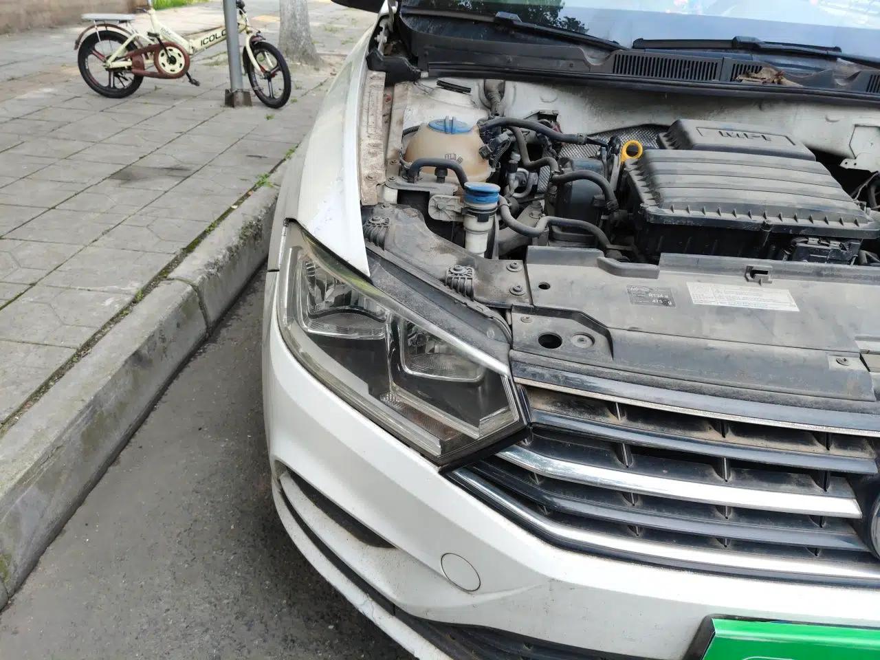 Volkswagen Bora 2017 1.6L Manual Fashion Model — миниатюра 4