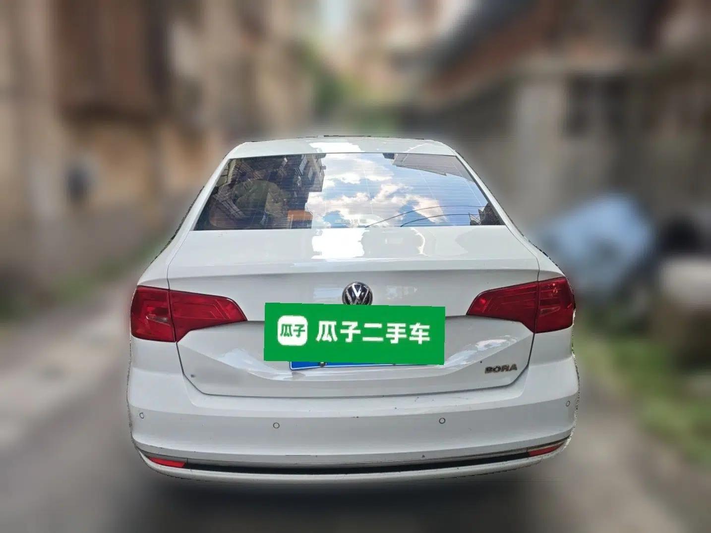 Volkswagen Bora 2018 1.5L Automatic Comfort Model — миниатюра 5