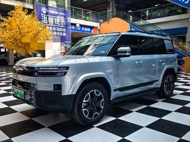 Titanium 7 PHEV 2025 Model 200KM 2WD Max Edition