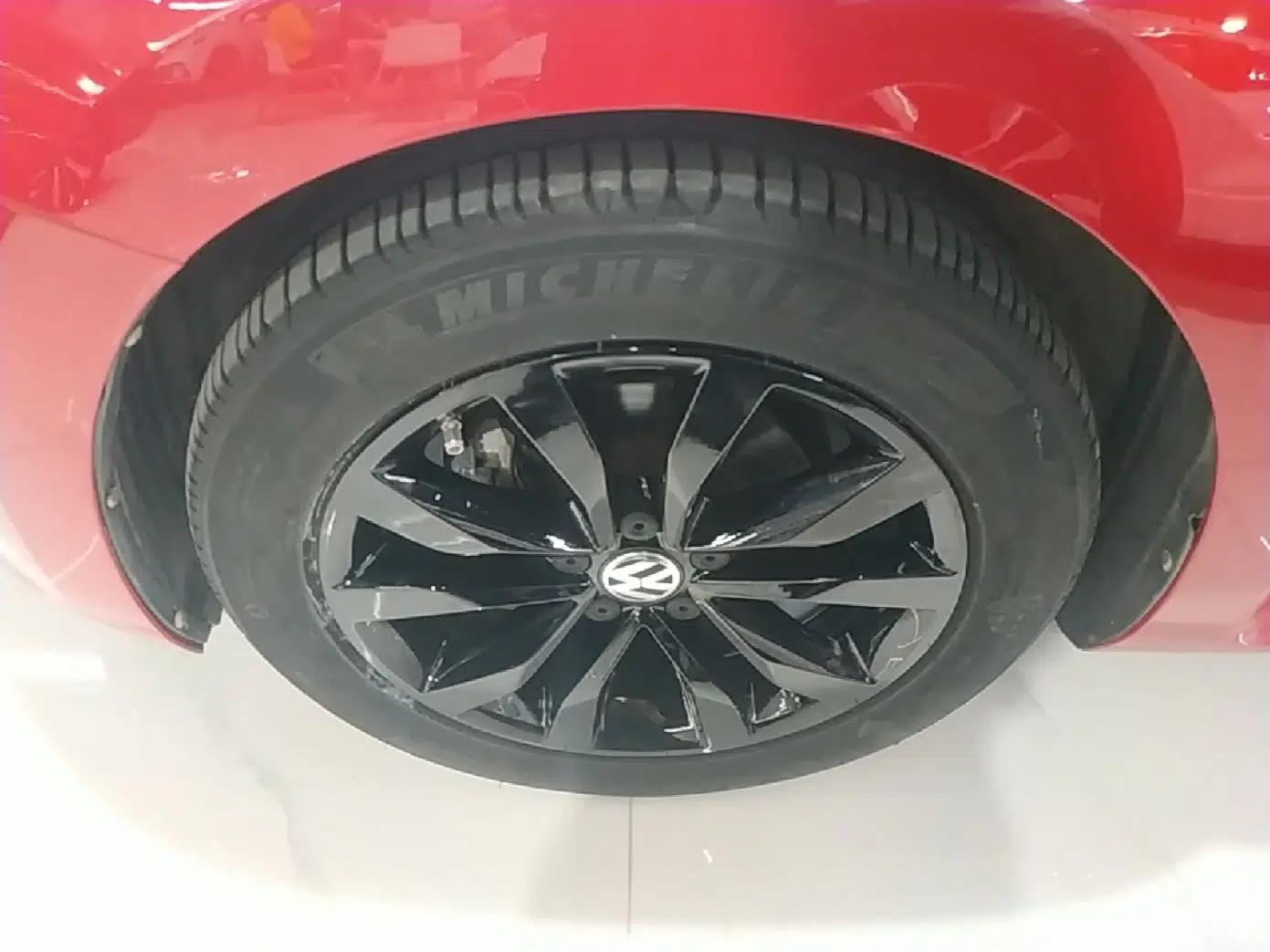 Volkswagen Beetle 2015 280TSI — миниатюра 10