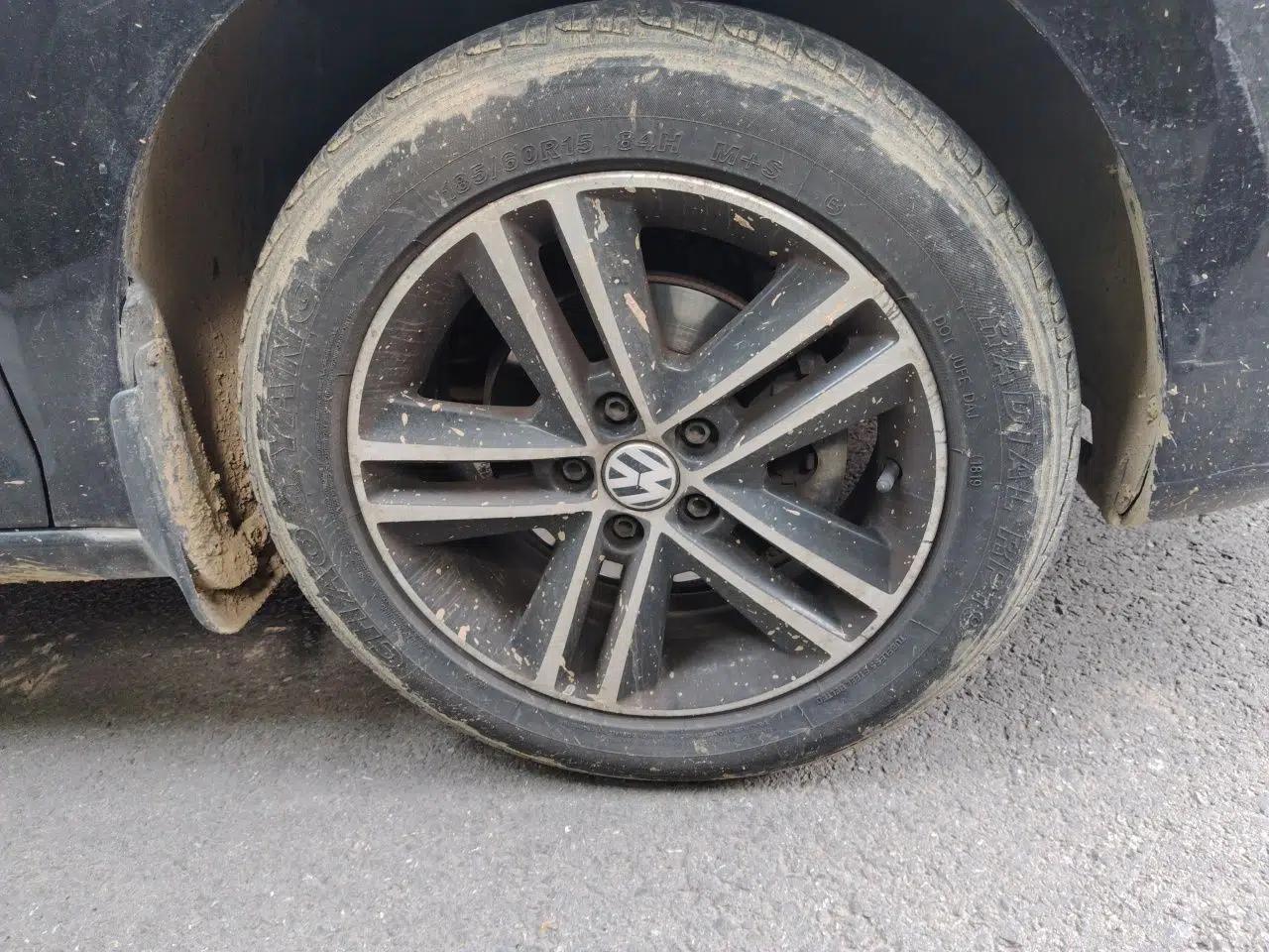 Volkswagen Santana 2013 1.6L Manual Fashion Edition — миниатюра 8