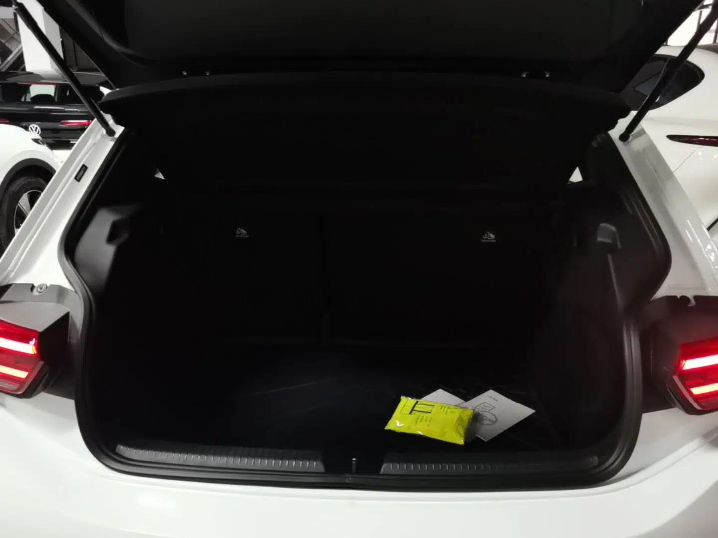 Volkswagen ID.3 2025 Revised Version Smart Edition Purely Intelligent Enjoyment Version — миниатюра 22
