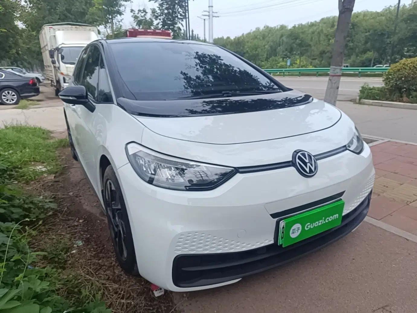 Volkswagen ID.3 2023 Pure Smart Edition — миниатюра 3