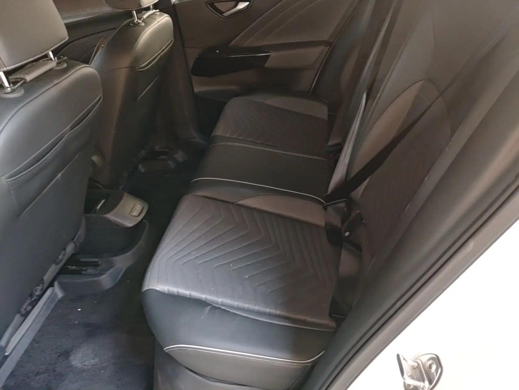 Volkswagen ID.3 2024 Outstanding Edition — миниатюра 20