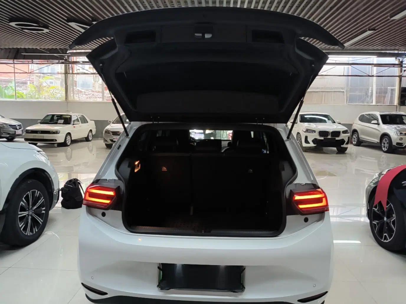 Volkswagen ID.3 2023 Pure Smart Edition — миниатюра 22