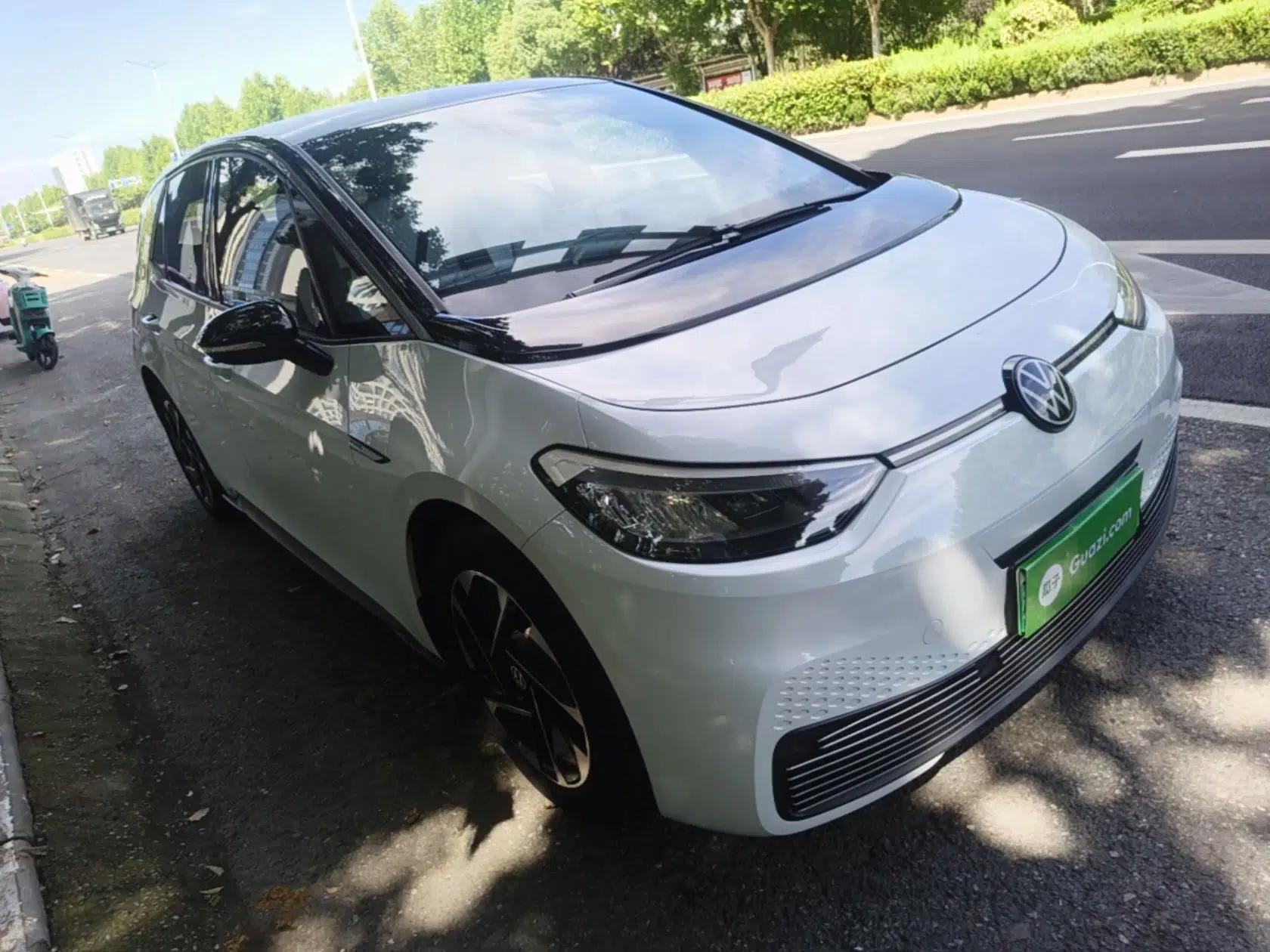 Volkswagen ID.3 2023 Pure Smart Edition — миниатюра 3