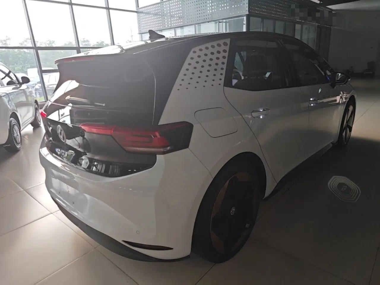Volkswagen ID.3 2023 Upgraded Version Smart Intelligence Edition — миниатюра 4