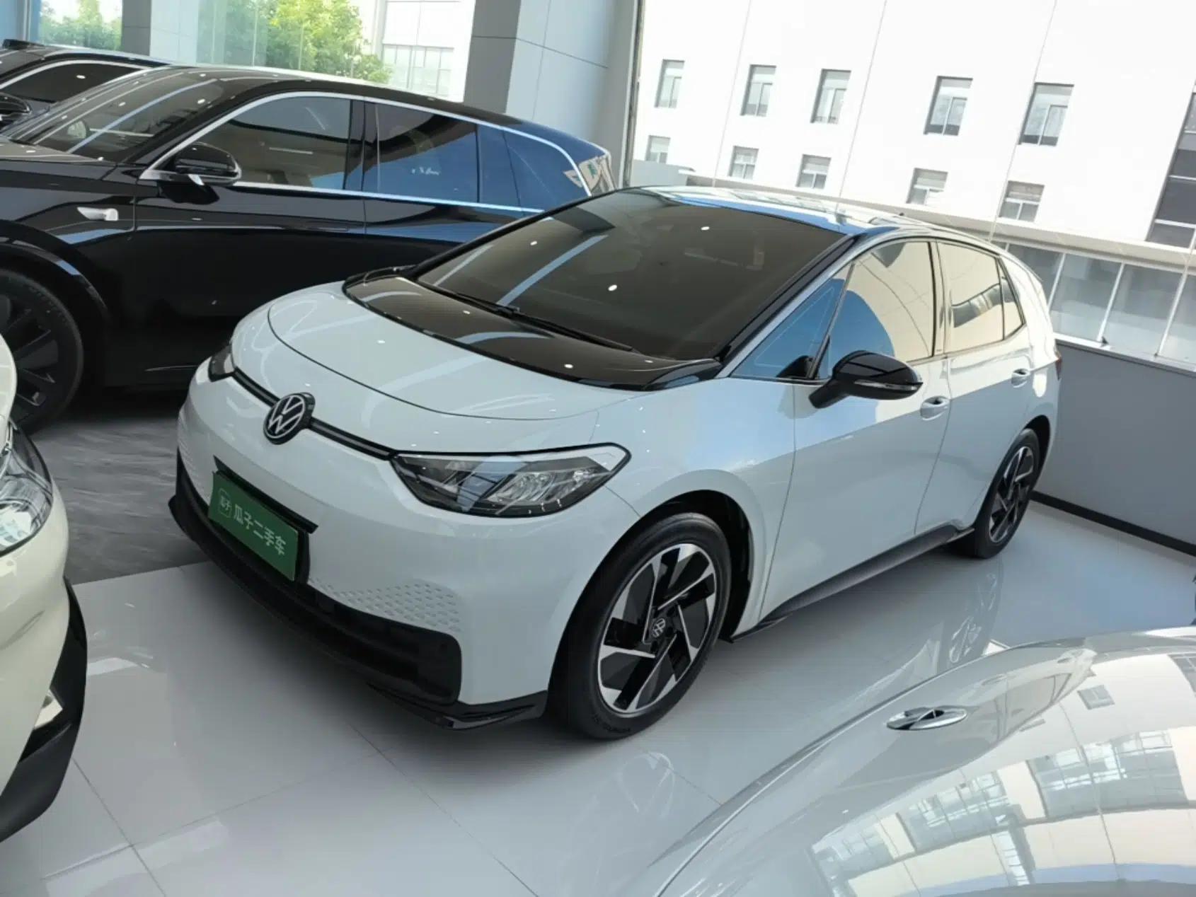 Volkswagen ID.3 2024 Pure & Smart Edition — миниатюра 1