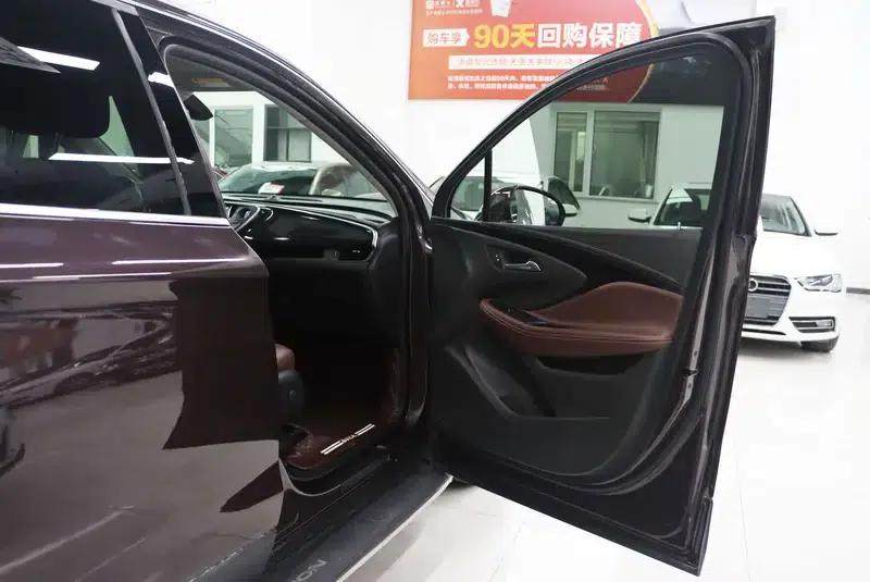 Buick Envision 2018 28T AWD Elite — миниатюра 23