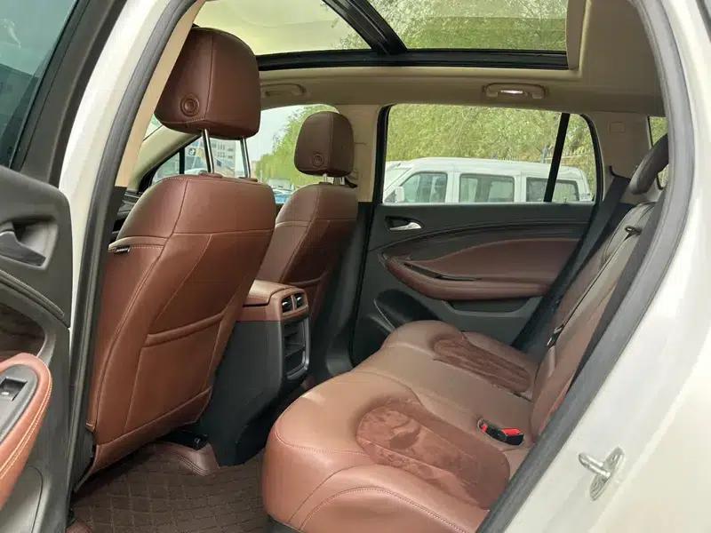 Envision 2016 20T Two-Wheel Drive Leading Edition — миниатюра 9